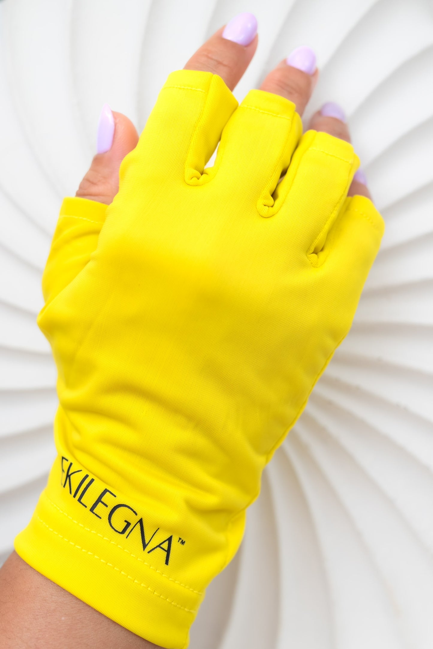 CRAYON YELLOW